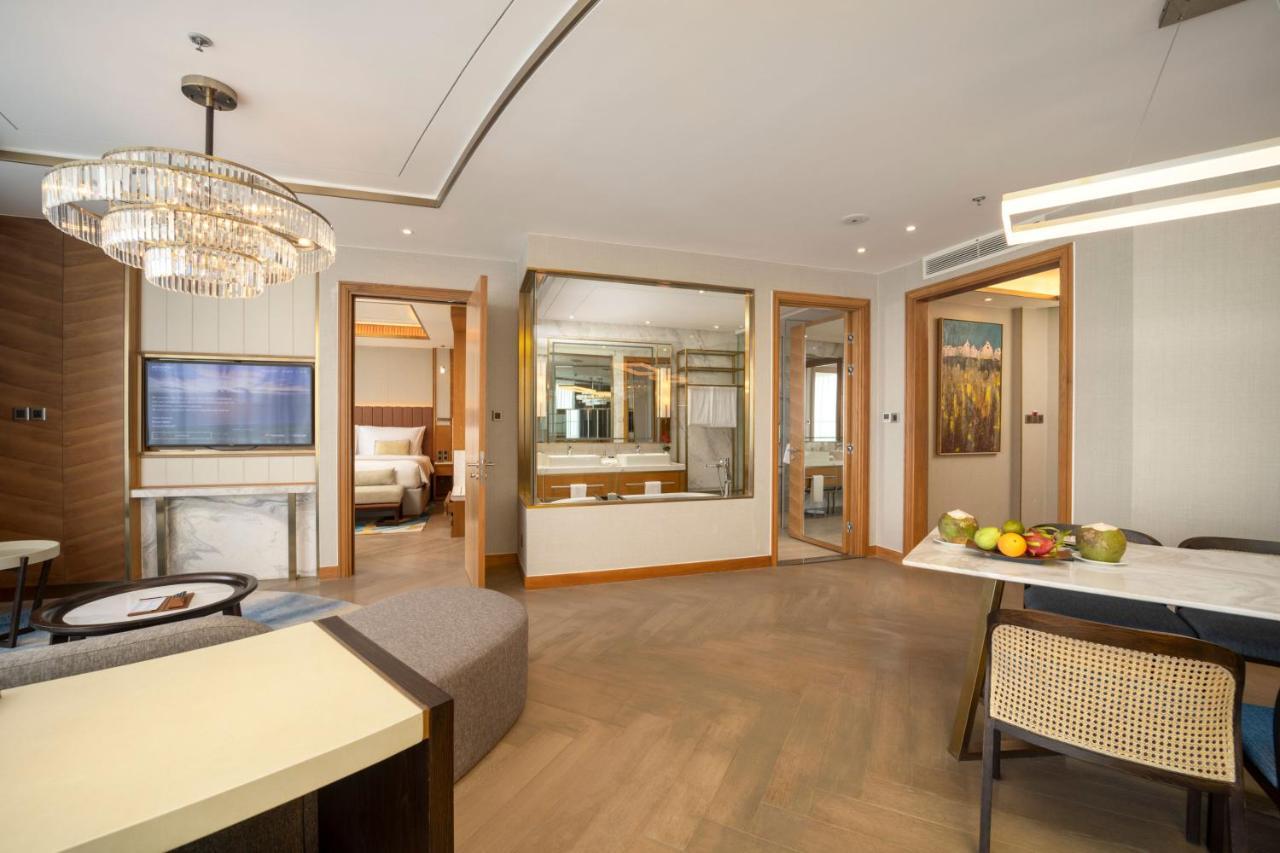 Mövenpick 5*